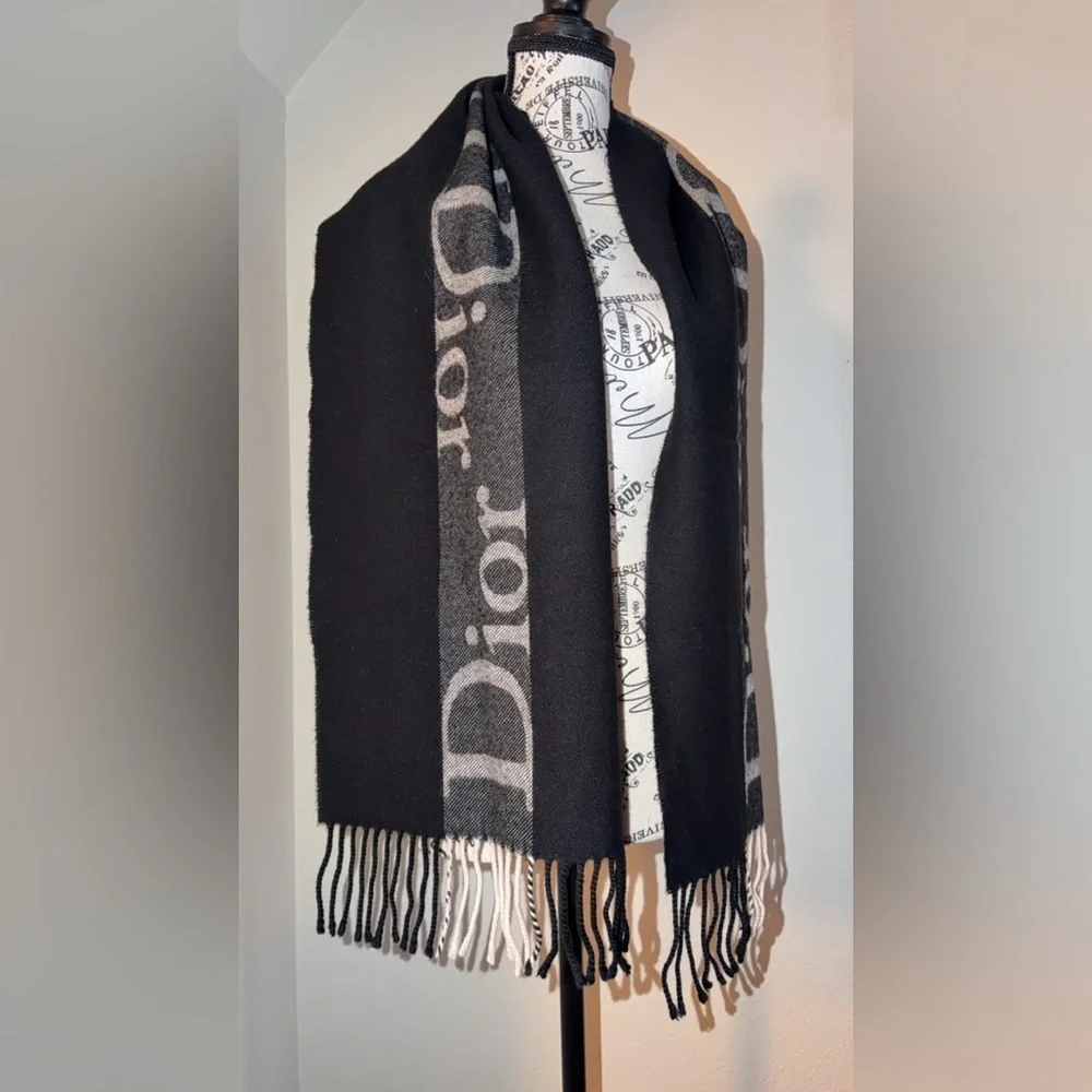 Dior christian stole